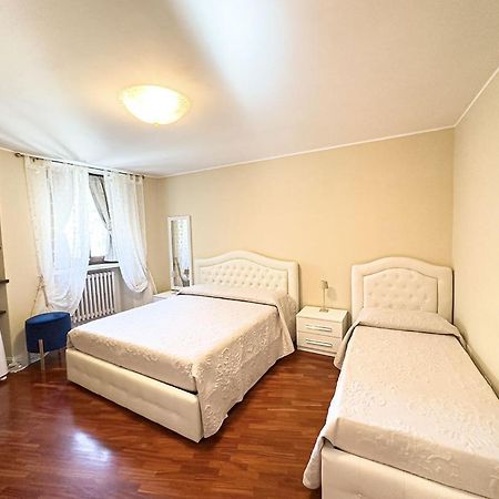 Hotel Domus Fontis Pescaia Spoleto Esterno foto