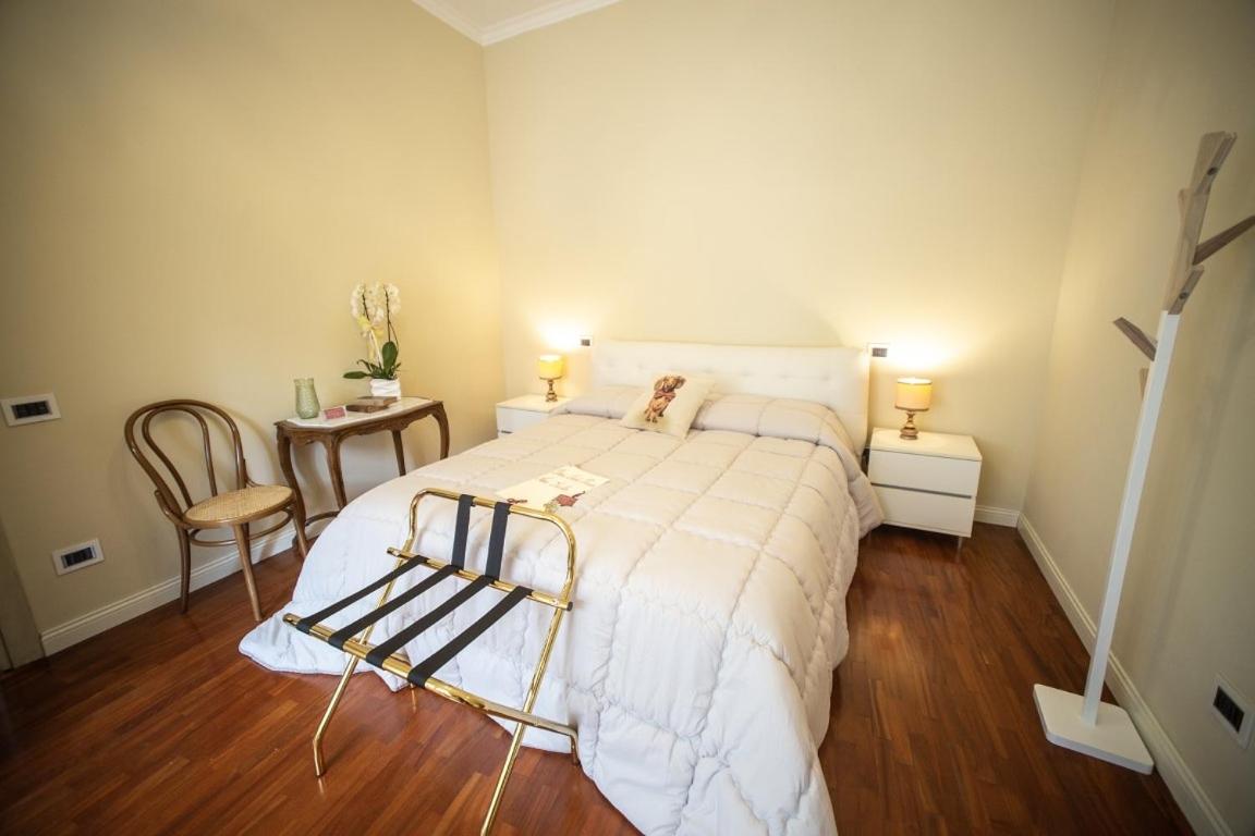 Hotel Domus Fontis Pescaia Spoleto Esterno foto