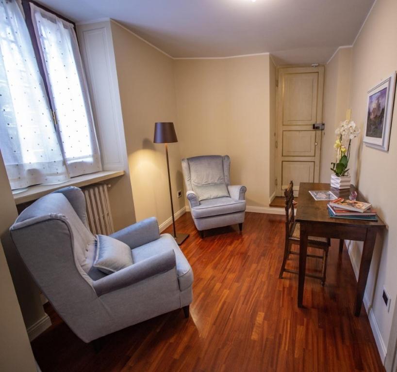 Hotel Domus Fontis Pescaia Spoleto Esterno foto