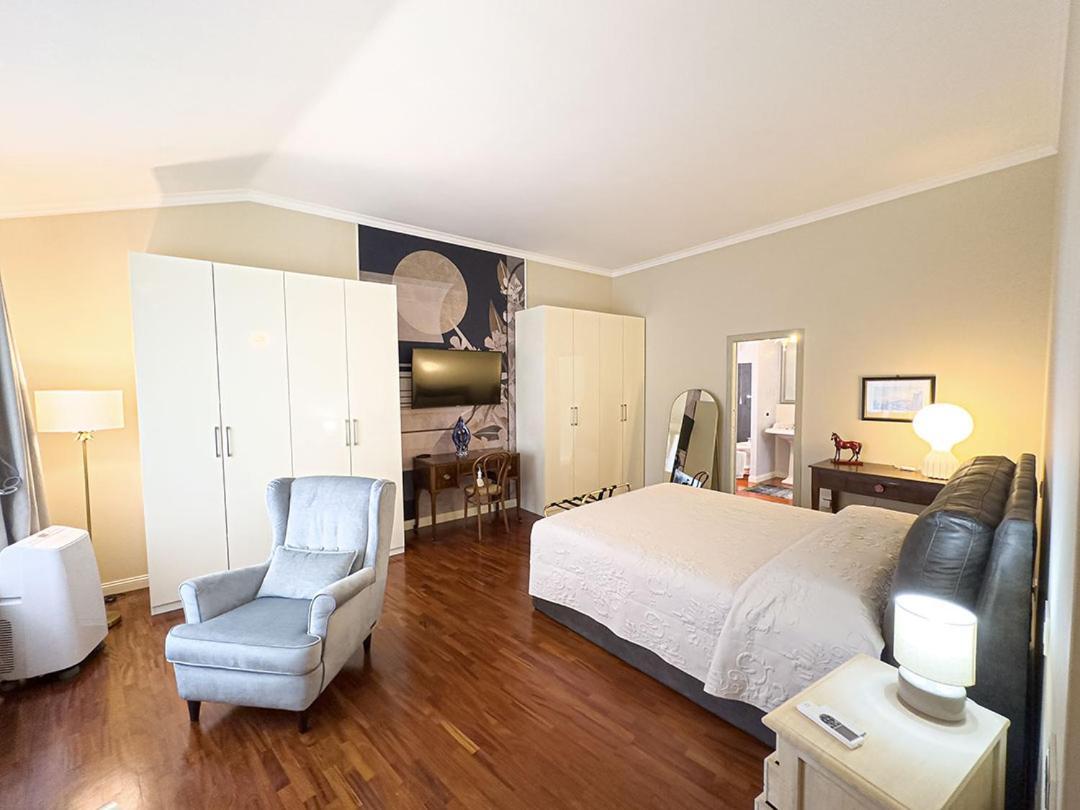 Hotel Domus Fontis Pescaia Spoleto Esterno foto